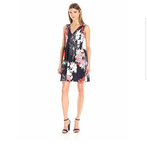 Vince Camuto Dresses & Skirts - Vince Camuto NWT